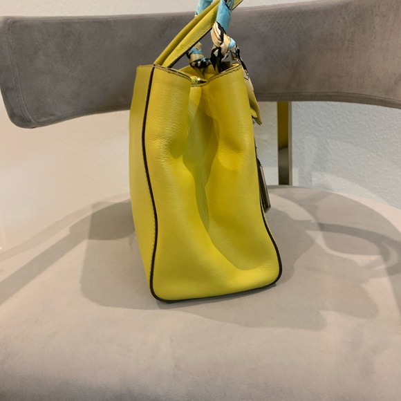 Fendi 2Jours Petite handbag/crossbody - Picture 14 of 16